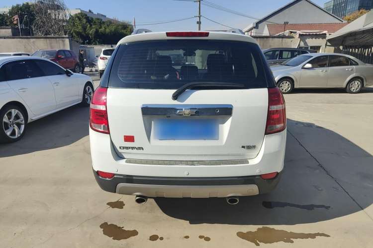 Used Chevrolet Captiva 2012 2.4L 4x4 Flagship Edition 7 Seats
