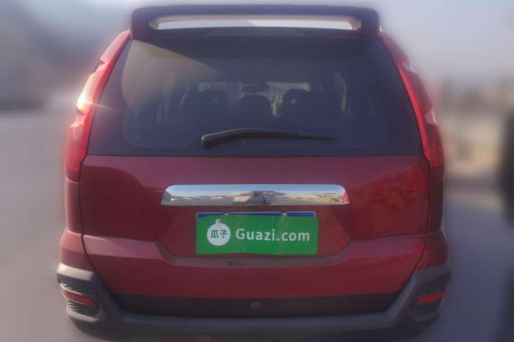 Used Dongfeng Fengdu MX6 2015 2.0L CVT Two-Wheel Drive Dream Edition