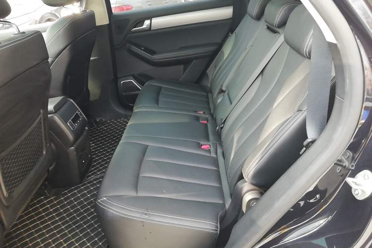 Used BYD Tang 2018 2.0T Automatic SmartConnect Prestige 7-Seater China V Standard