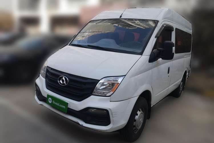 Used SAIC MAXUS 2017 2.5T AMT Aoyuntong National V Short Wheelbase Mid-Roof 5/6/10-Seater