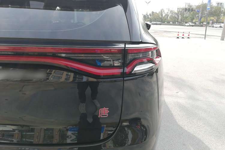 Used BYD Tang 2018 2.0T Automatic SmartConnect Prestige 7-Seater China V Standard