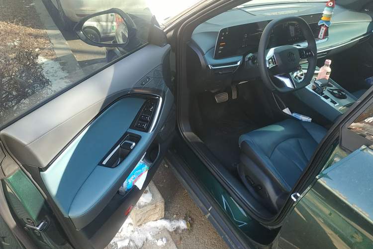 Used MG 7 2023 2.0T Automatic Hunter Luxury Edition