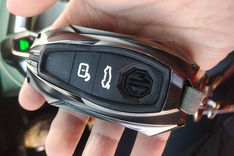 Used MG 7 2023 2.0T Automatic Hunter Luxury Edition