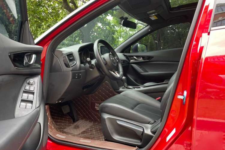 Used Mazda CX-4 2021 2.0L Automatic Two-Wheel Drive Blue Sky Dynamic Edition
