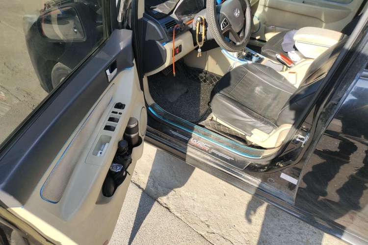 Used BAIC New Energy EV 2015 EV200 Light Edition Driver Seat