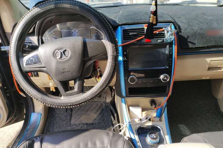 Used BAIC New Energy EV 2015 EV200 Light Edition Center Console