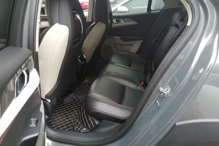 Used Lynk & Co 02 2018 1.5T DCT Two-Wheel Drive Zhaopu Version China V Standard