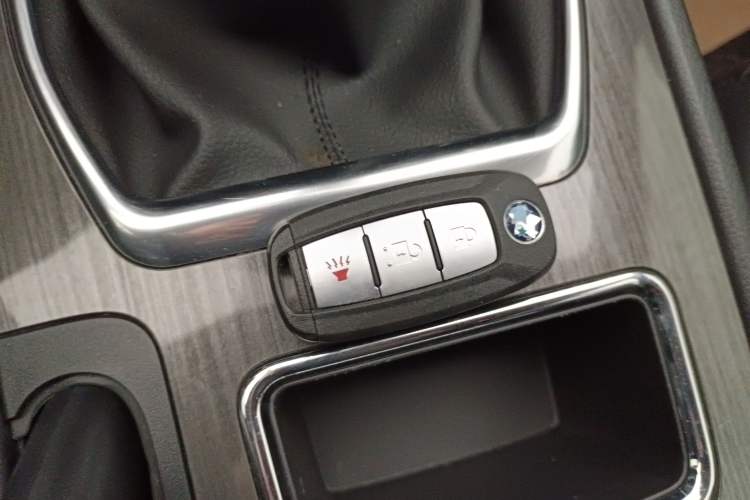 Used Venucia T90 2017 2.0L Manual Fashion Edition