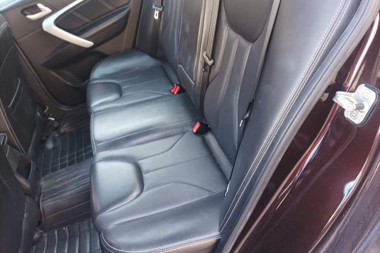 Used Geely Auto Emgrand 2016 Sedan 1.5L Manual Upward Edition
