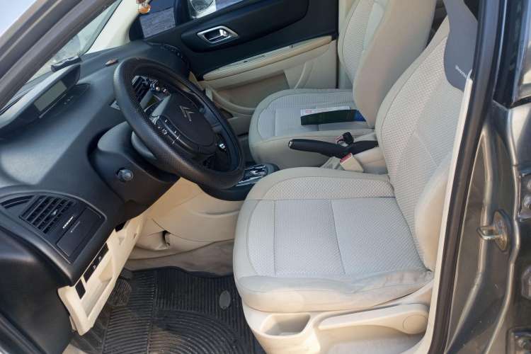 Used Citroen C-Quatre 2009 Sedan 1.6L Automatic Fashion Edition Left Front Seat