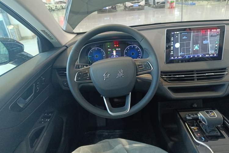 Used Hongqi E-QM5 2022 431 km Charge & Enjoy Edition