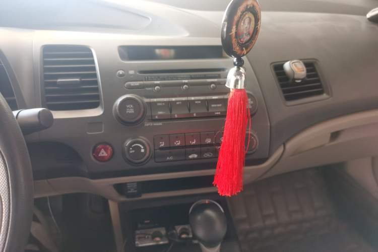 Used CIIMO CIIMO 2012 1.8L Automatic