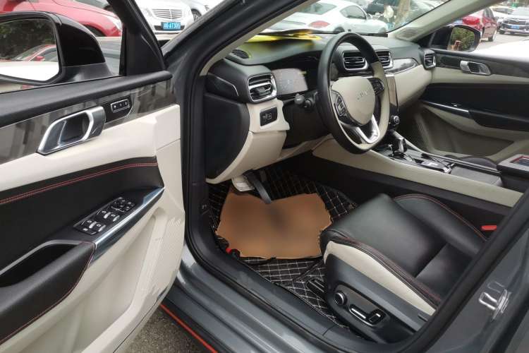 Used Lynk & Co 02 2018 1.5T DCT Two-Wheel Drive Zhaopu Version China V Standard