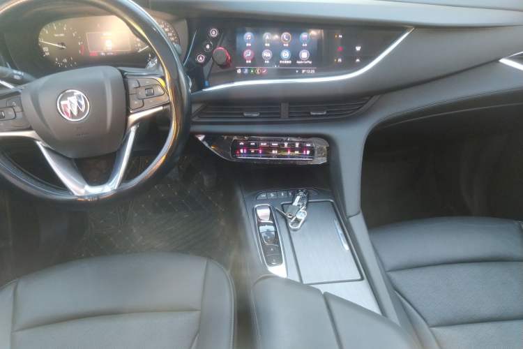 Used Buick Enclave 2020 28T Two-Wheel Drive Prestige Version