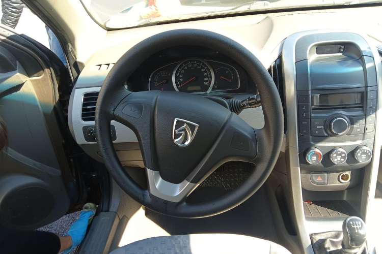 Used Baojun 630 2011 1.5L manual Comfort trim level
