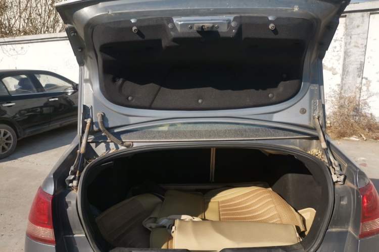 Used Citroen C-Quatre 2009 Sedan 1.6L Automatic Fashion Edition