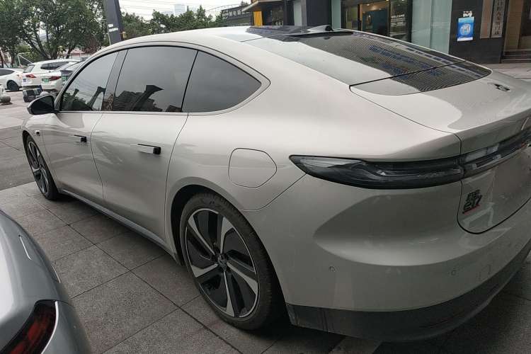 Used Nio ET7 2022 100kWh First Edition
