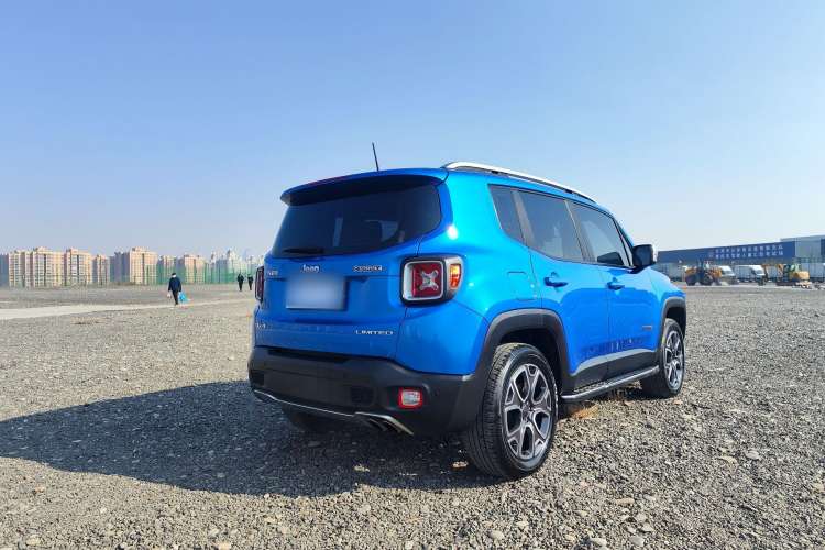 Used Jeep Renegade 2017 180TS Automatic All-Wheel Drive Versatile Edition