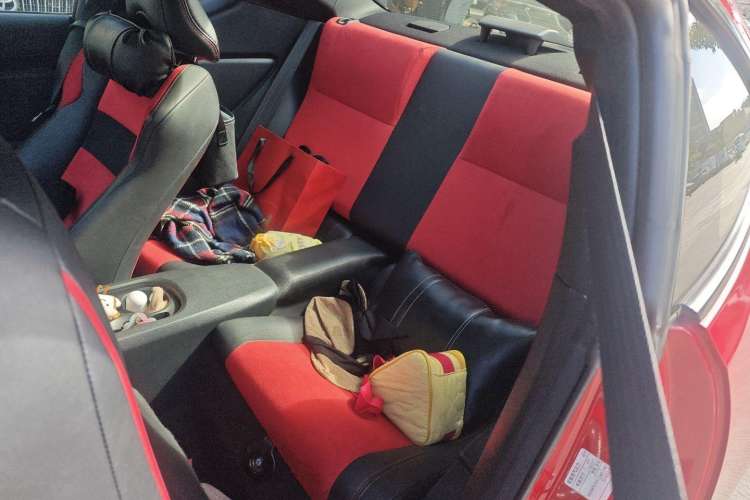 Used Toyota 86 2013 2.0L Automatic Luxury Version
