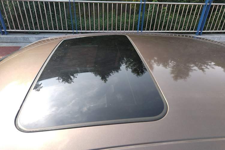 Used Peugeot 301 2014 1.6L Automatic Prestige Edition
