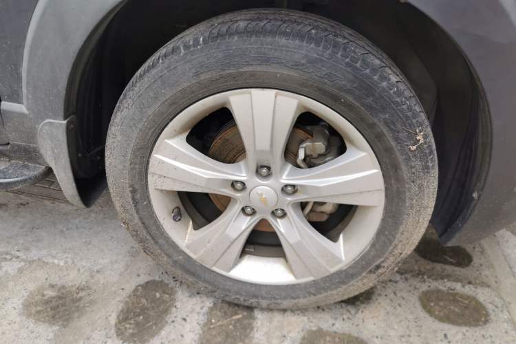 Used Chevrolet Captiva 2011 2.4 AT 7-Seater Luxury Edition