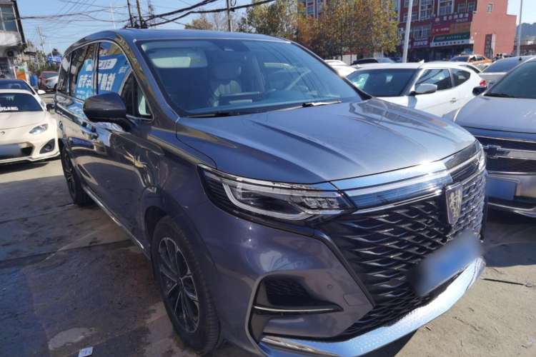 Used Roewe iMAX8 2022 400TGI Prestige Edition
