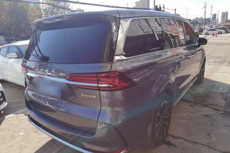 Used Roewe iMAX8 2022 400TGI Prestige Edition
