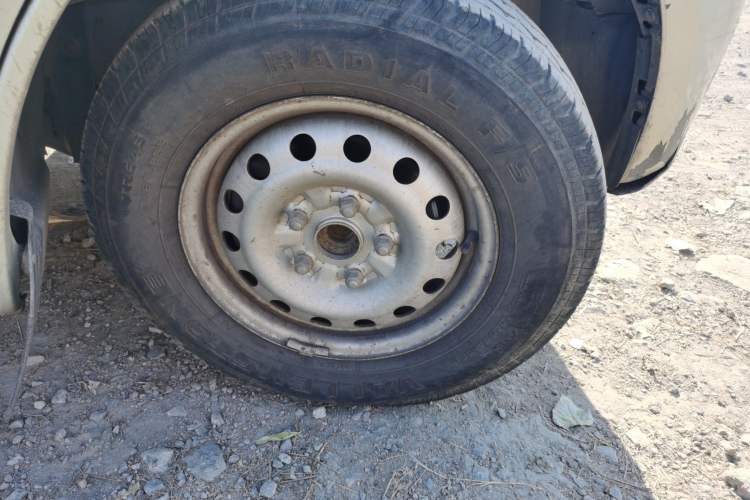 Used CHANGAN KAICHENG Star 9 2015 1.5L Base Version 4G15S Right Front Wheel Hub