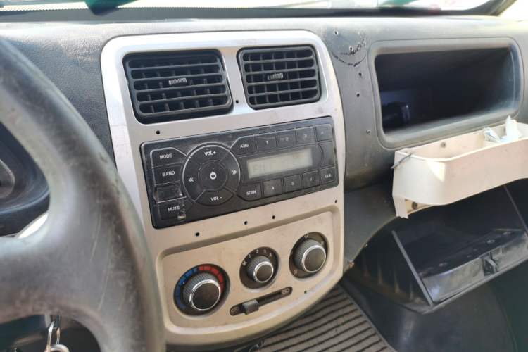 Used CHANGAN KAICHENG Star 9 2015 1.5L Base Version 4G15S Audio And AC Panel