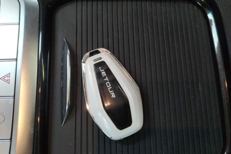 Used JETOUR X90 2019 1.6T DCT Luxury Touring Edition 5 Seats China VI Standard
