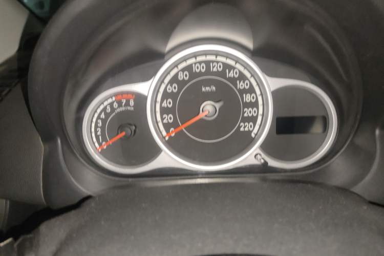 Used Mazda Mazda 2 2012 Hatchback Xuan Dong 1.5L Automatic Value Edition
