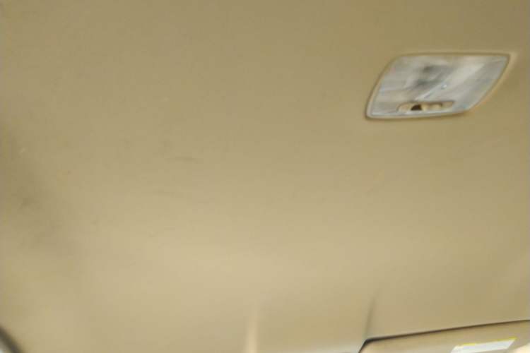 Used Honda CR-V 2010 2.0L manual two-wheel drive urban version
