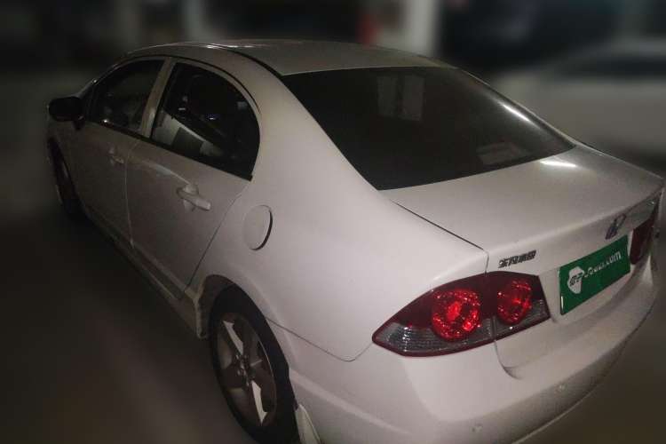 Used CIIMO CIIMO 2012 1.8L Automatic