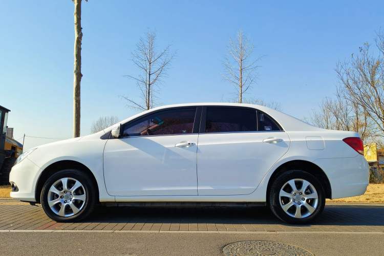 Used BYD e5 2017 300 Prestige Edition