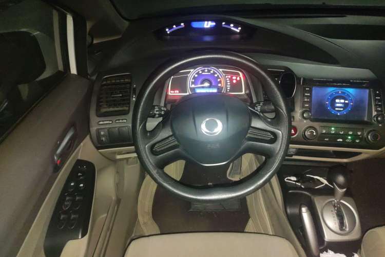 Used CIIMO CIIMO 2012 1.8L Automatic