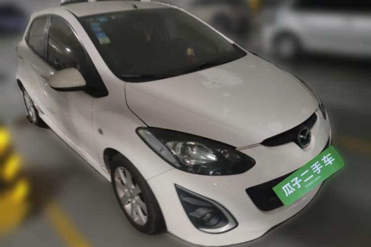 Used Mazda Mazda 2 2012 Hatchback Xuan Dong 1.5L Automatic Value Edition
