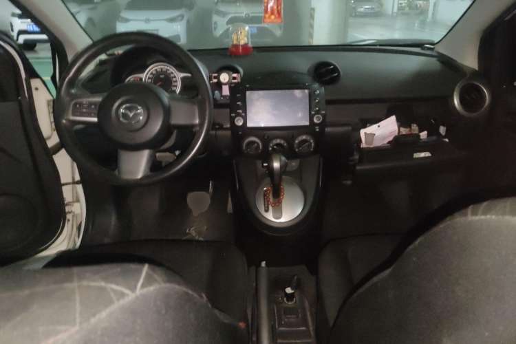 Used Mazda Mazda 2 2012 Hatchback Xuan Dong 1.5L Automatic Value Edition
