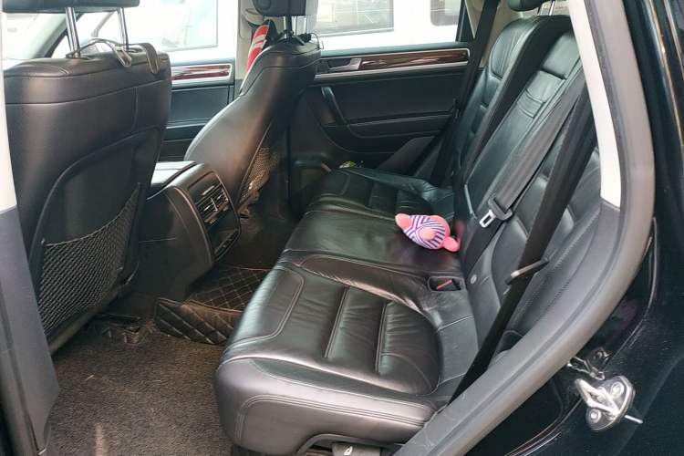 Used Volkswagen Touareg 2011 3.0 TDI Diesel Standard Version