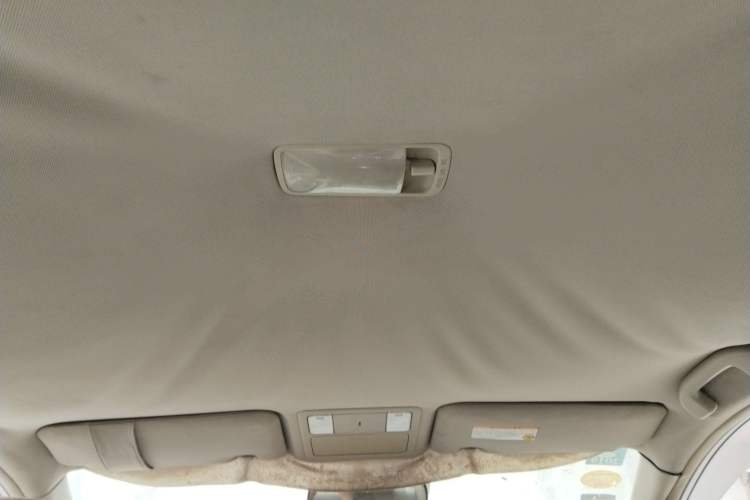 Used Nissan Tiida Sedan 2008 1.6L Automatic Fashion Edition Headliner
