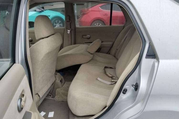 Used Nissan Tiida Sedan 2008 1.6L Automatic Fashion Edition Left Rear Seat