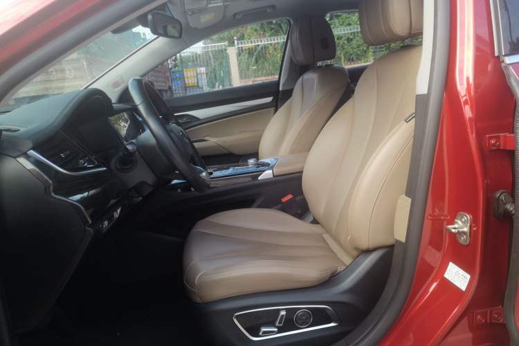 Used Geely Auto Emgrand GT 2018 1.5T MHEV Yaozhi Edition
