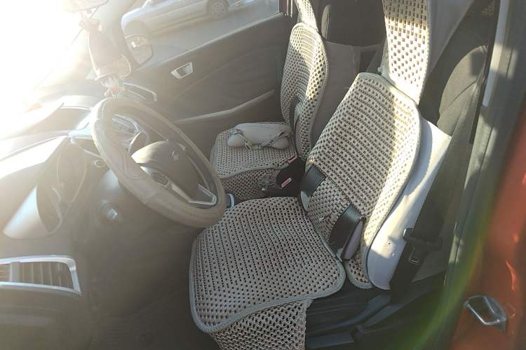 Used Ford EcoSport 2013 1.5L Automatic Prestige Model
