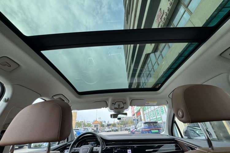 Used Audi Q7 2021 45 TFSI quattro S line Sport model