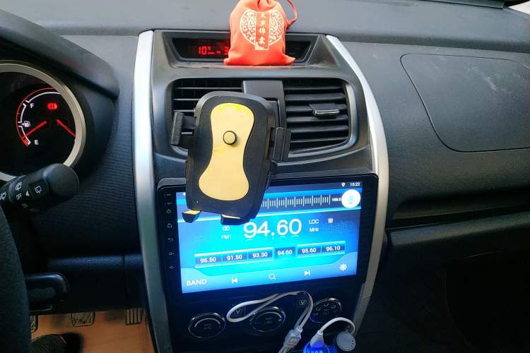 Used CHANGAN CX20 2014 1.4L Manual Sunroof Navigation Version – China IV Standard
