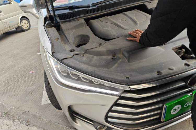 Used BYD Song MAX 2017 1.5T Automatic Smart Connect Elite 7-Seater
