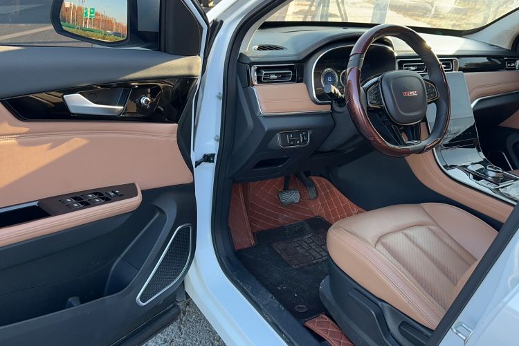 Used Sinotruk VGV VX7 2022 2.0T Automatic Industry-Customized Version HY4C20B
