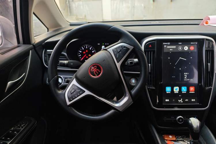 Used BYD Song MAX 2017 1.5T Automatic Smart Connect Elite 7-Seater
