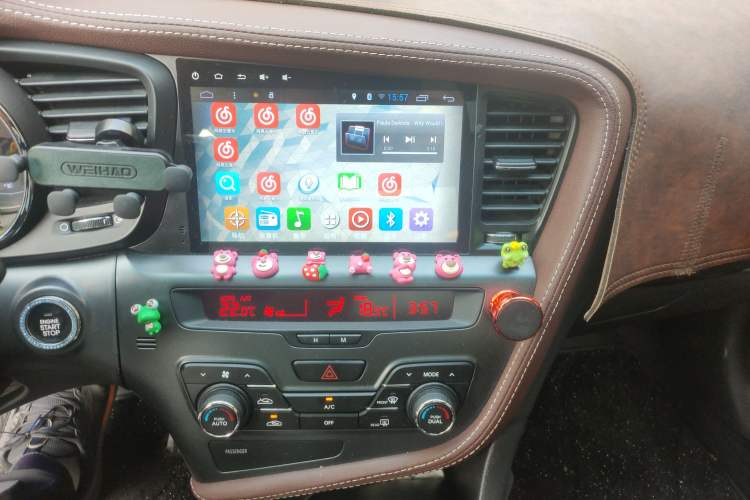 Used Kia  2012 2.0L Automatic DLX