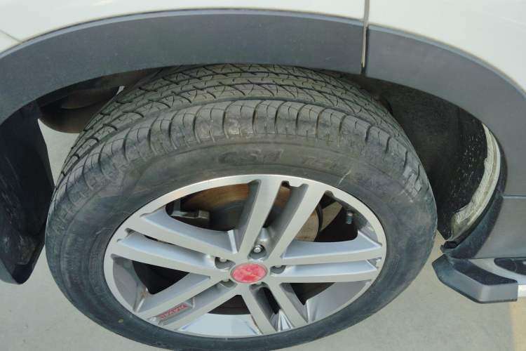 Used Haval H6 Coupe 2017 Red-Label 2.0T Automatic Two-Wheel Drive Elite Model