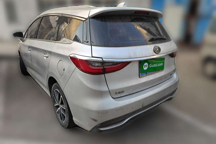 Used BYD Song MAX 2017 1.5T Automatic Smart Connect Elite 7-Seater
